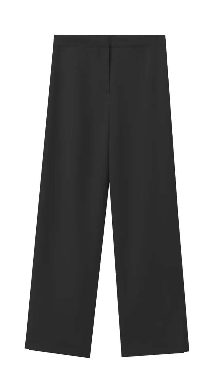 Latifa "Power in Red" – Luxe Modest Suit Set